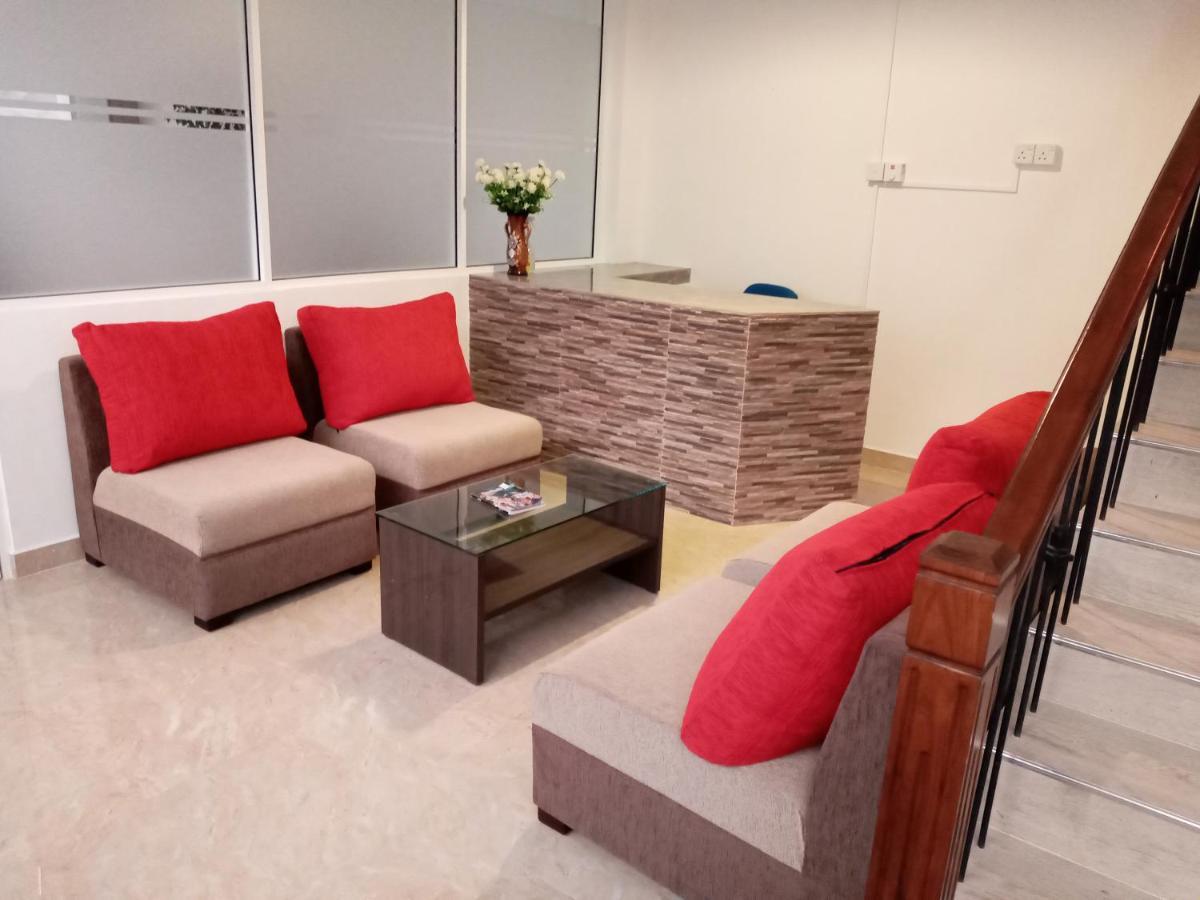 White Camelot Hotel Kandy Luaran gambar