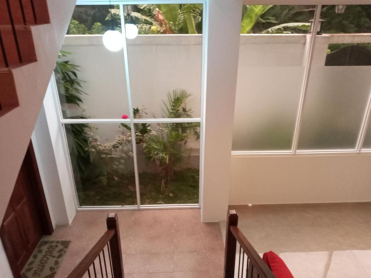 White Camelot Hotel Kandy Luaran gambar