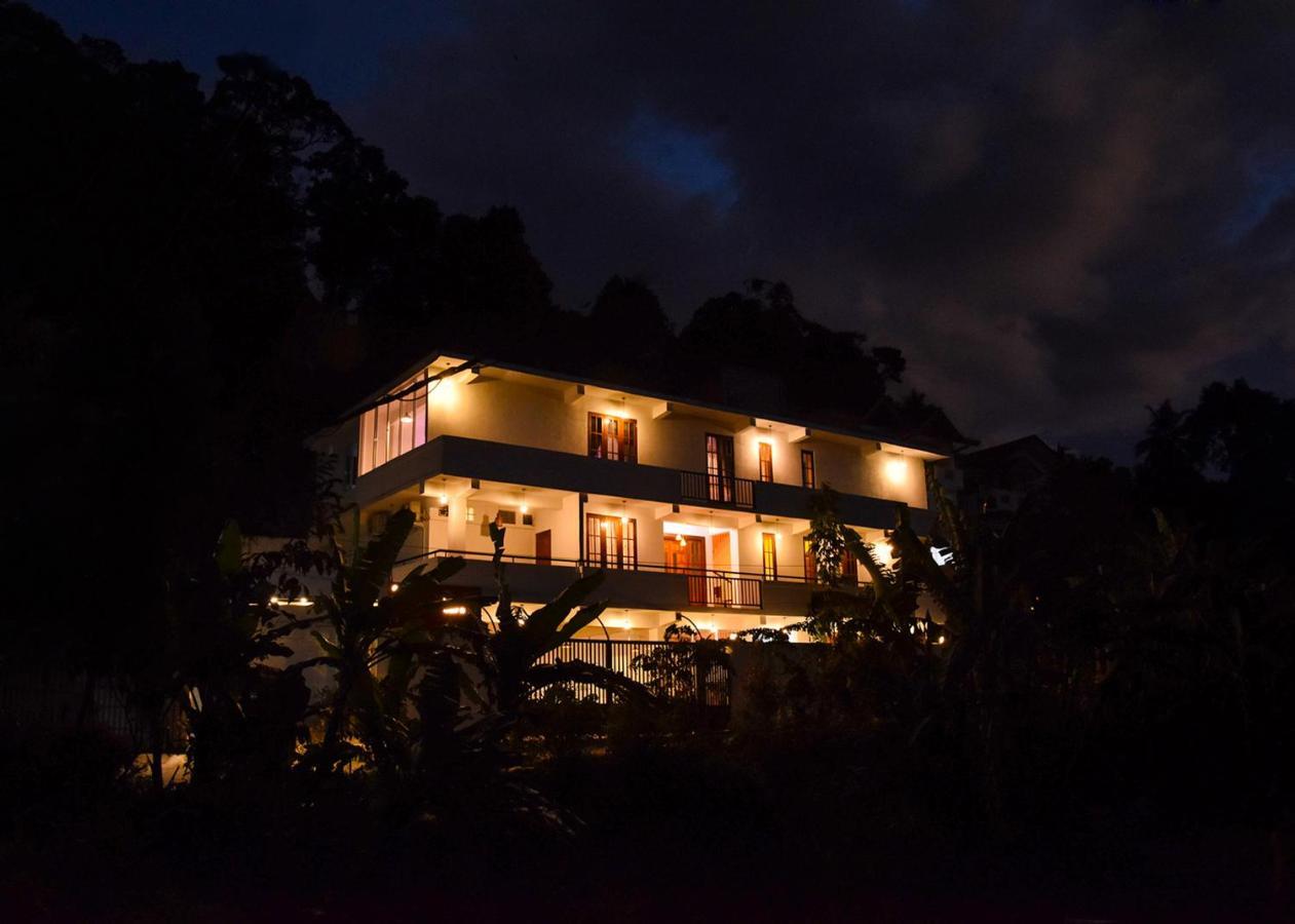 White Camelot Hotel Kandy Luaran gambar