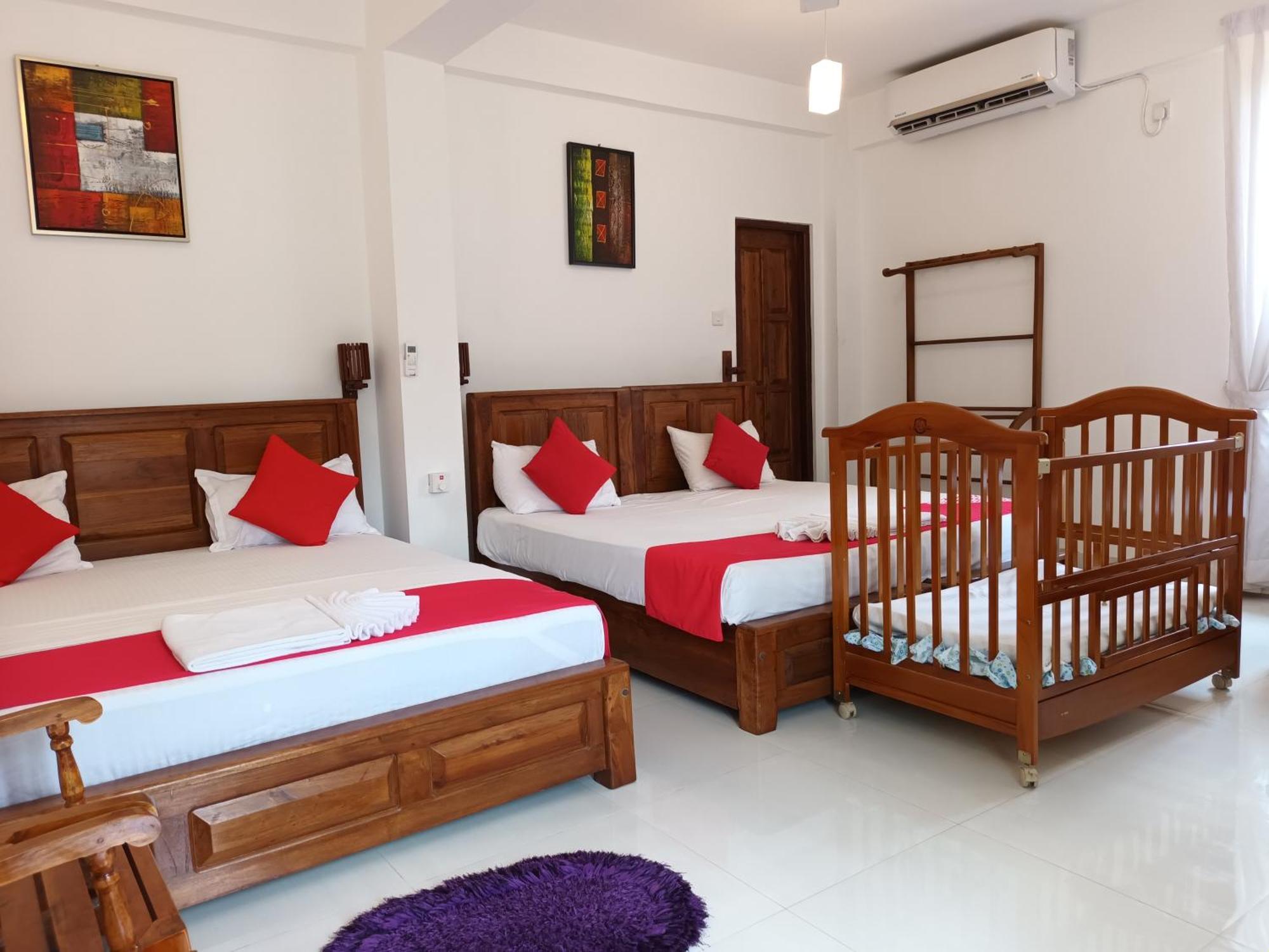 White Camelot Hotel Kandy Luaran gambar
