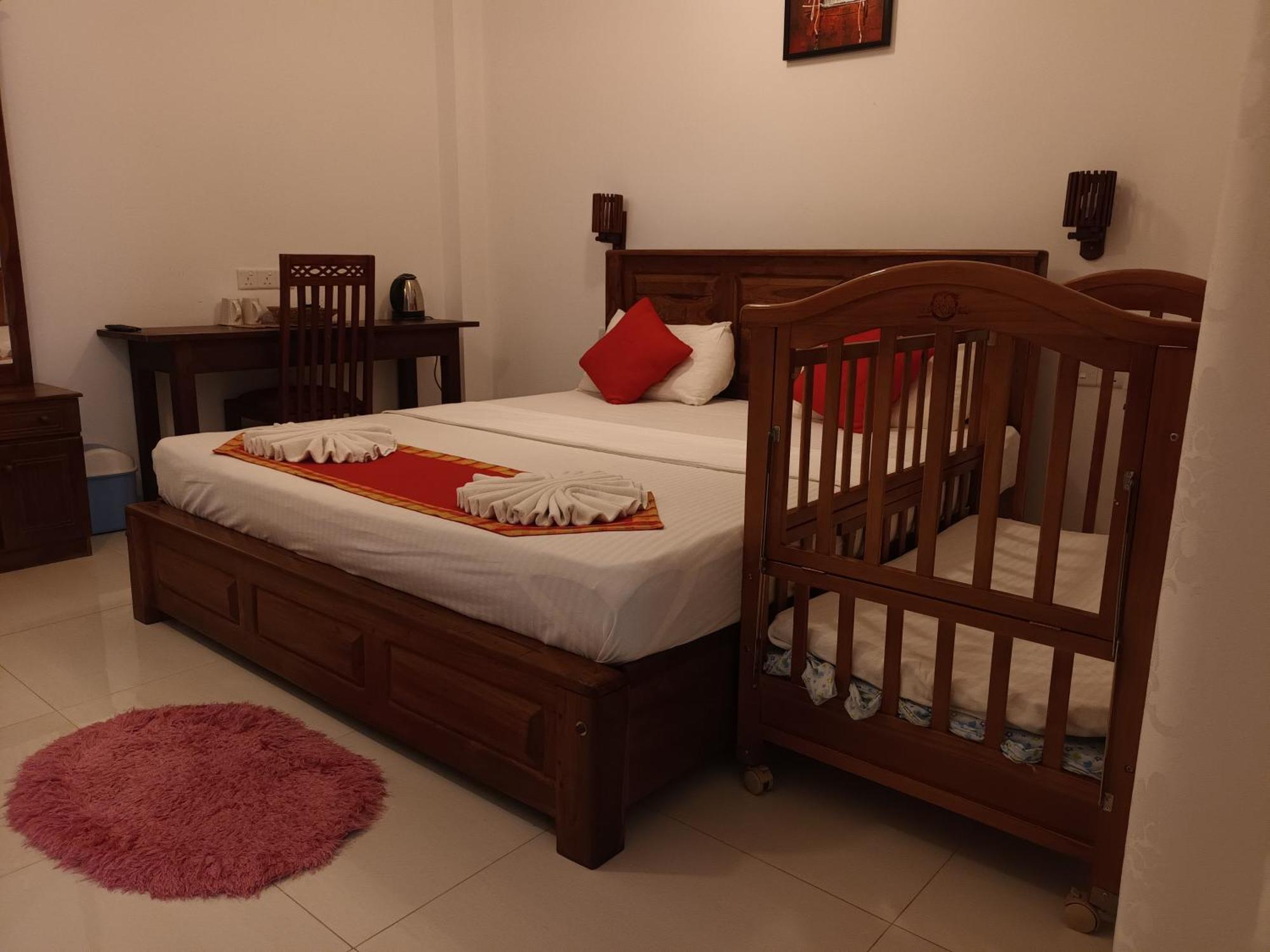 White Camelot Hotel Kandy Luaran gambar